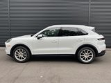 Used 2025 Porsche Cayenne image 2