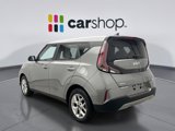 Used 2023 Kia Soul LX w/ LX Technology Package image 3