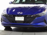 Used 2023 Hyundai Elantra SEL w/ Convenience Package image 3