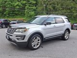 Used 2017 Ford Explorer XLT w/ Equipment Group 202A image 4