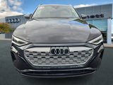 Used 2024 Audi Q8 e-tron Premium Plus w/ Premium Plus Package image 4