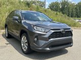 Used 2021 Toyota RAV4 XLE Premium image 3