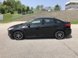 Used 2015 Ford Focus SE w/ SE Sport Package image 4