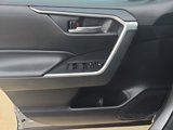 Used 2022 Toyota RAV4 XLE Premium image 5