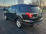 Used 2016 Ford Explorer XLT image 3