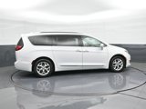 Used 2020 Chrysler Pacifica Touring-L w/ Tire & Wheel Group image 3