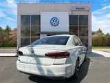 Certified 2022 Volkswagen Passat 2.0T SE image 2