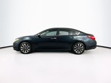 Used 2016 Nissan Altima 2.5 SV w/ Convenience Package image 4