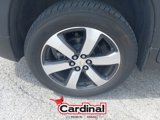 Used 2021 Chevrolet Traverse LT w/ LT Premium Package image 4