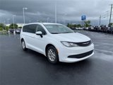 Used 2022 Chrysler Voyager LX image 2
