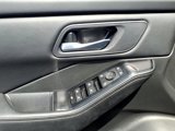 Used 2024 Nissan Rogue SV image 6