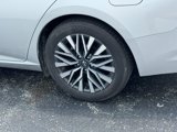 Used 2023 Nissan Altima 2.5 SV image 5