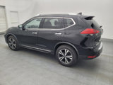 Used 2017 Nissan Rogue SL image 3
