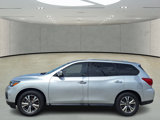 Used 2020 Nissan Pathfinder SV image 2