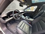 Used 2022 Porsche Taycan image 4