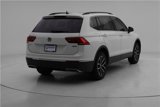 Used 2021 Volkswagen Tiguan SE image 2