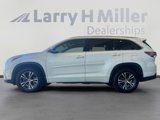 Used 2016 Toyota Highlander XLE image 2