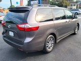 Used 2018 Toyota Sienna XLE image 5