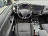 Used 2018 Mitsubishi Outlander SE image 3
