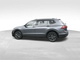 Used 2022 Volkswagen Tiguan SE w/ Panoramic Sunroof Package image 3