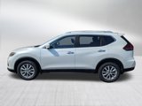 Used 2018 Nissan Rogue SV w/ Premium Package image 3
