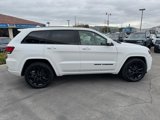 Used 2018 Jeep Grand Cherokee Altitude image 4