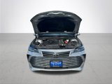 Used 2019 Toyota Avalon Limited image 4