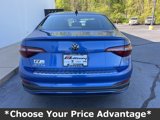 Used 2022 Volkswagen Jetta SE image 4