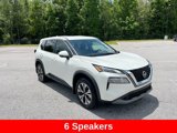 Used 2022 Nissan Rogue SV image 2