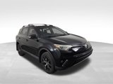 Used 2017 Toyota RAV4 SE image 4