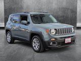 Used 2016 Jeep Renegade Latitude image 3