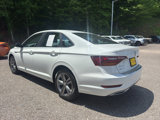 Used 2019 Volkswagen Jetta R-Line w/ R-Line Cold Weather Package image 5