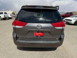 Used 2014 Toyota Sienna L image 6