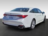 Used 2022 Toyota Avalon XLE image 5
