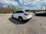 Used 2015 Toyota Highlander LE image 4