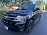 Used 2022 Ford Expedition XLT image 3