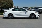 Used 2022 Toyota Camry SE image 3