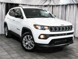 Used 2024 Jeep Compass Latitude w/ Sun and Sound Group image 3