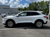 Used 2021 Ford Escape Titanium image 3