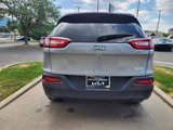Used 2016 Jeep Cherokee Latitude image 6