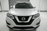 Used 2017 Nissan Rogue SV image 2