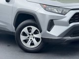 Used 2021 Toyota RAV4 LE image 5