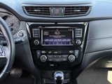 Used 2018 Nissan Rogue SV image 3