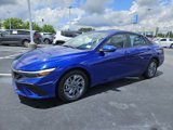 Used 2024 Hyundai Elantra SEL image 3