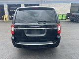 Used 2013 Chrysler Town & Country Touring image 4