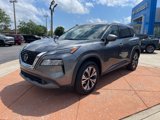 Used 2021 Nissan Rogue SV image 3