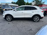 Used 2017 Lincoln MKC Select image 2