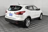 Used 2017 Nissan Rogue Sport SV image 6