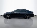 Used 2022 Toyota Camry SE image 3
