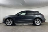 Certified 2024 Porsche Macan image 2